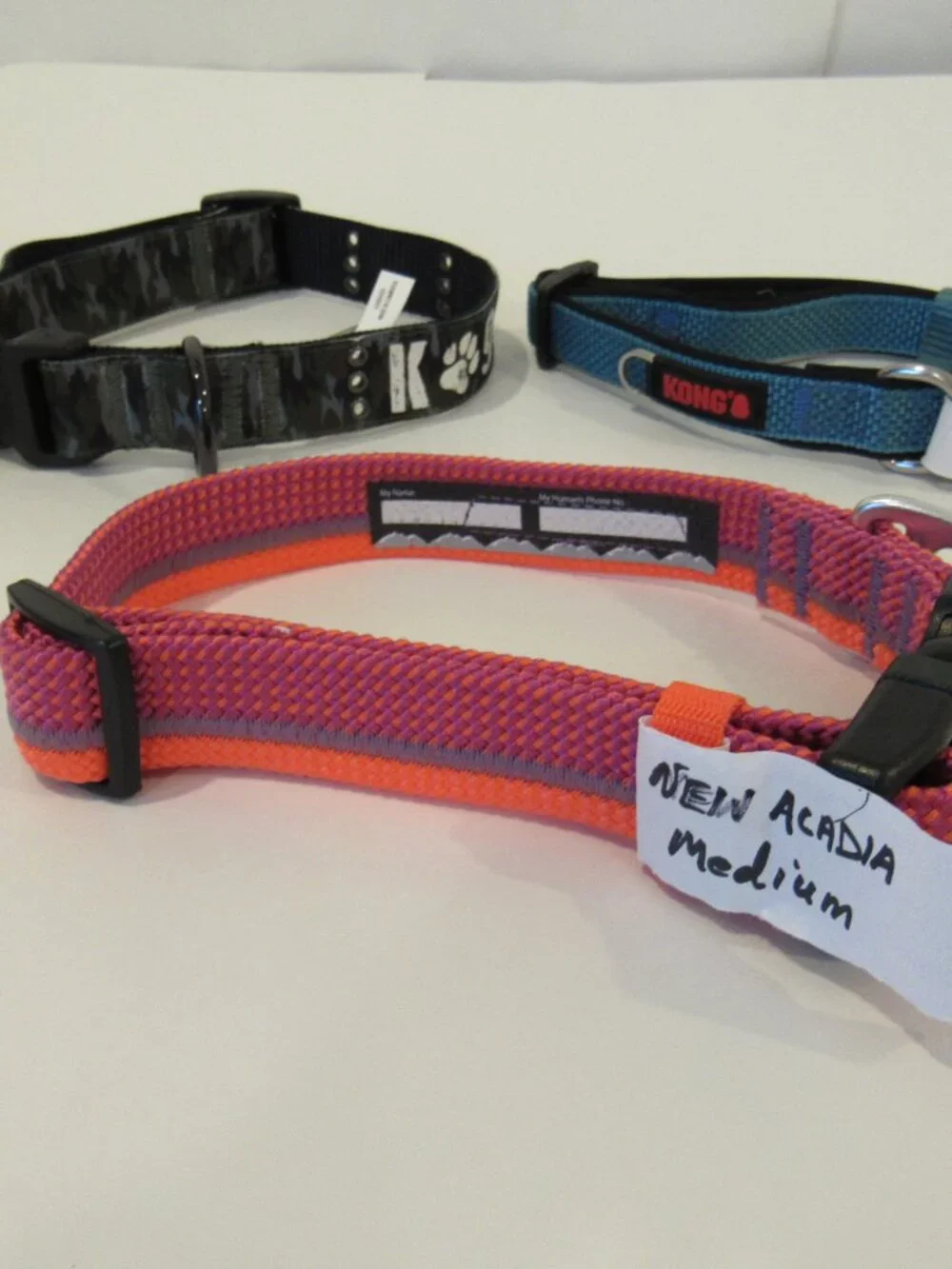 NEW MEDIUM SIZE ADJUSTABLE DOG COLLARS- CHOOSE FROM KONG, ACADIA, OR TOP PAW